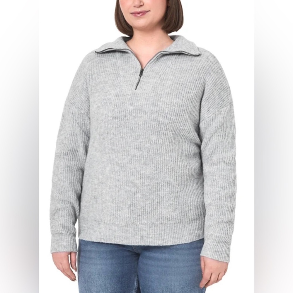 Modern Ambition Cozy Ribbed Half-Zip Sweater in Heather Gray